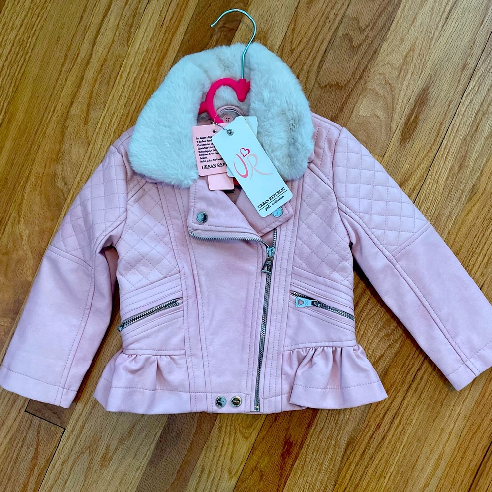 Little girls BRAND NEW faux leather jacket with a faux fur collar